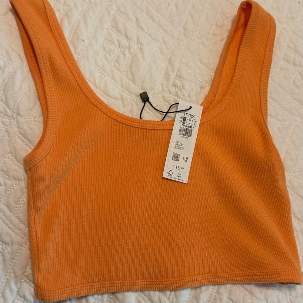Garage Crop Top - Picture 2 of 2